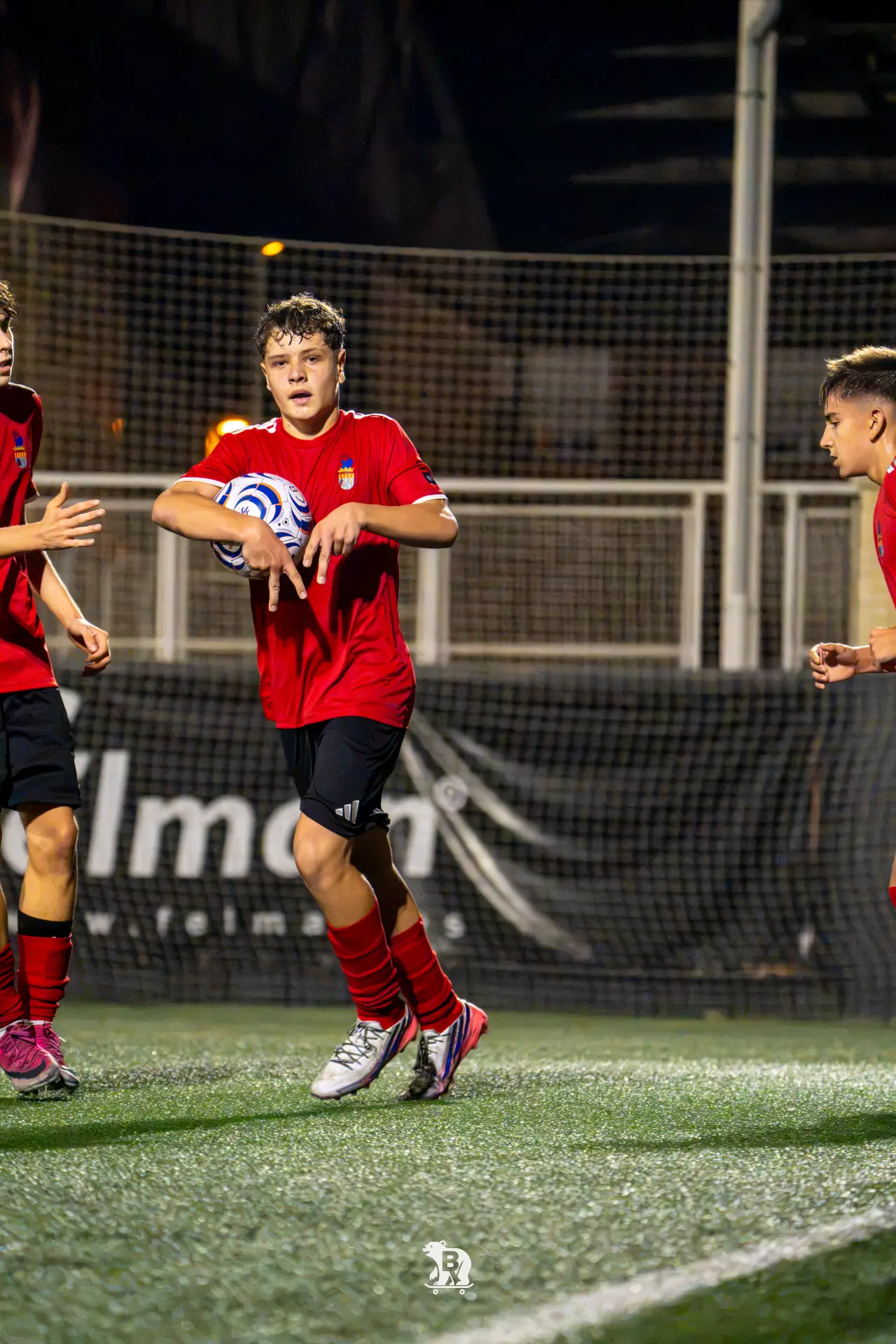 El 2-2 dejó un final de infarto en Alboraya.
