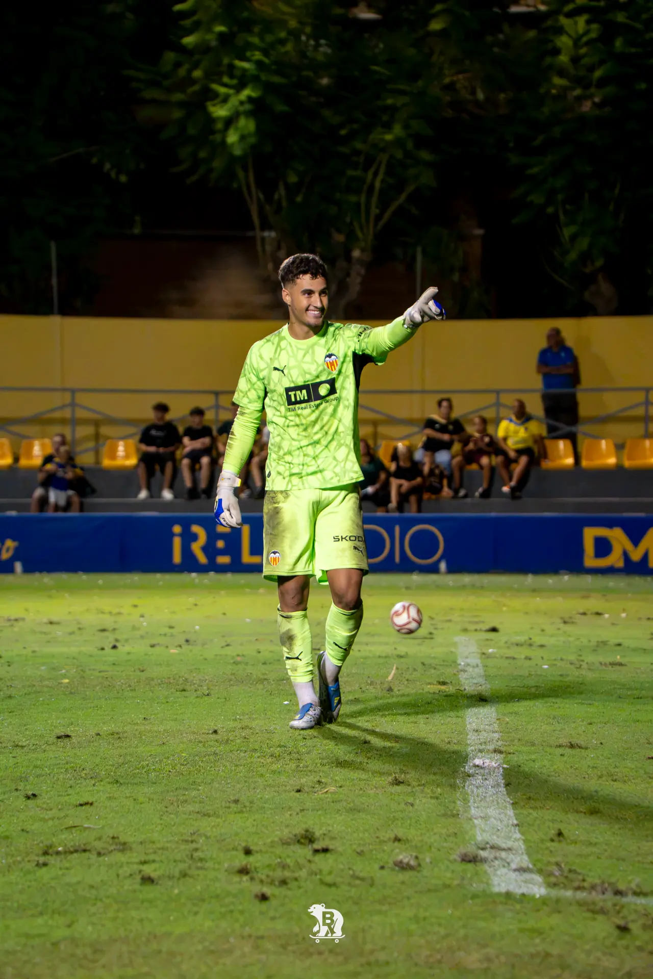 EL MESTALLA ROZA EL TROFEO EN LOS ARCOS ANTE UN ORIHUELA QUE RESISTE HASTA LOS PENALTIS